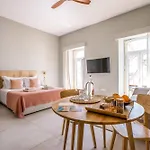 Apartahotel Casa Margo Lagos