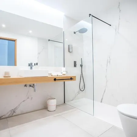 Casa Margo Aparthotel 4*