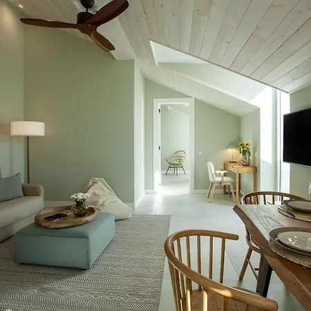 Casa Margo Aparthotel 4*