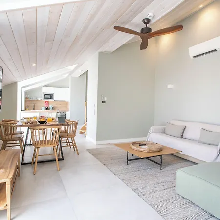 Casa Margo Lagos